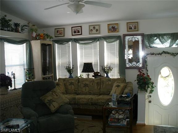 4th image of 4691 Lafayette Ln W