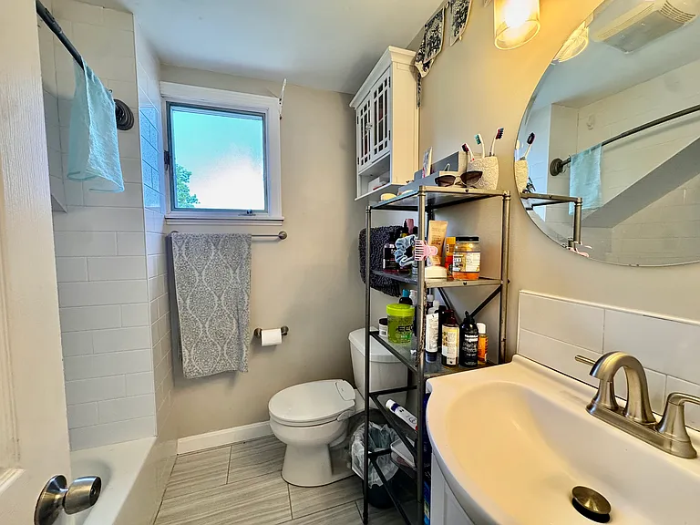87 Burget Ave #2 — Photo 17