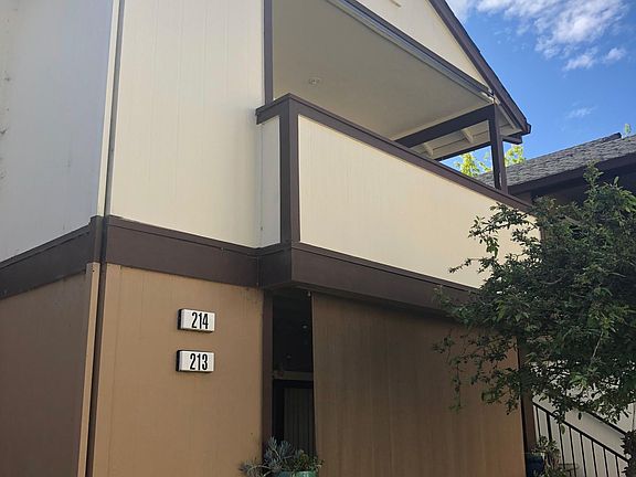 3rd image of 8201 Camino Colegio Dr #184