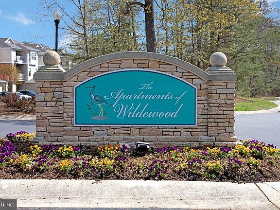 3rd image of 44788 Locust Ridge Ct #6A
