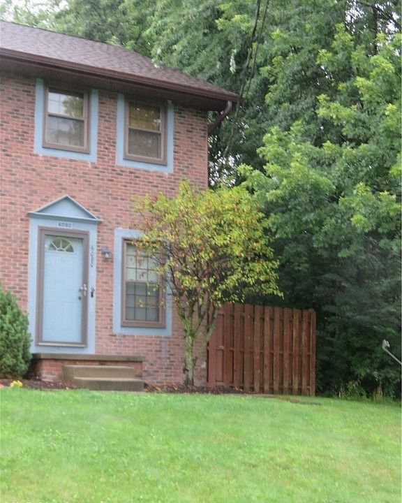 1st image of 6080 Applecrest Ct