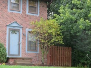 6080 Applecrest Ct, Youngstown, OH 44512