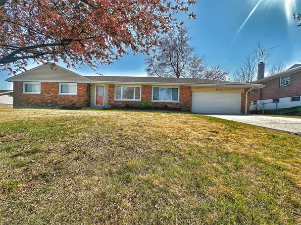 2432 Caverhill Dr, Saint Louis, MO 63136