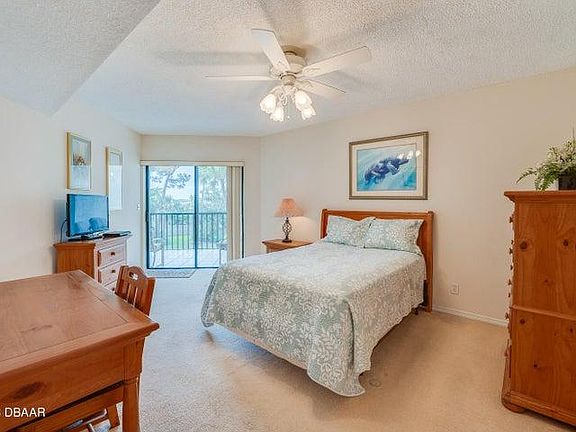 5th image of 944 S Peninsula Dr APT 206