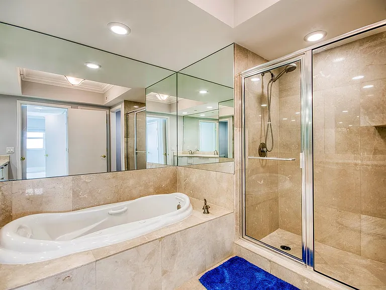 2650 Lake Shore Dr #2303 — Photo 21