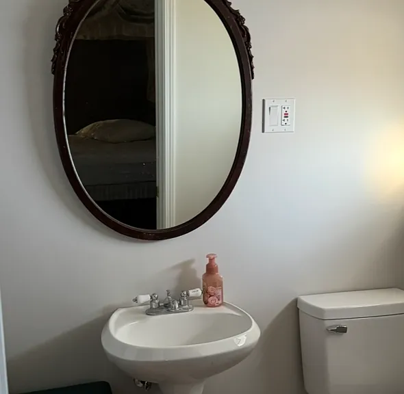 5362 Charlotte Dr — Photo 2