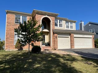 34312 N Stonebridge Ln, Grayslake, IL 60030