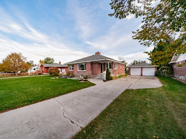 321 N Park Ave, Shelley, ID 83274