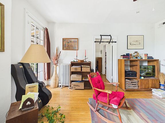 3rd image of 3106 Patterson Ave APT 6