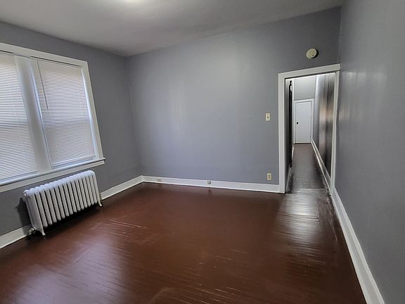 4th image of 117 N 52nd St #1