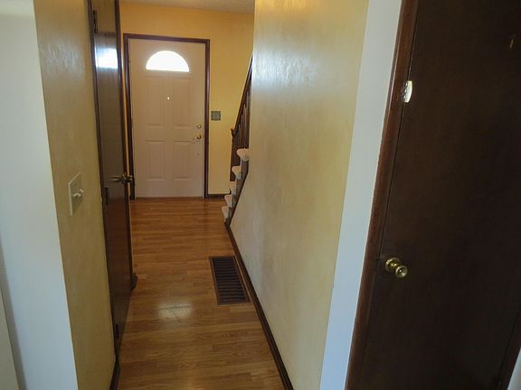 4th image of 5371 Tamarack Blvd