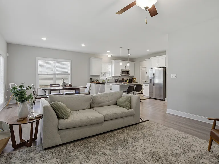 21 Vail Ct — Photo 24