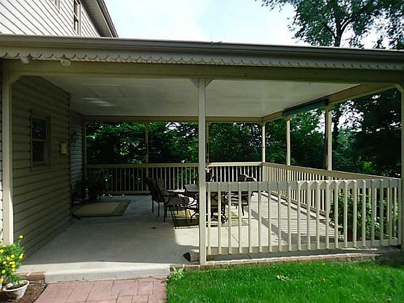 3rd image of 1542 Jack Dr