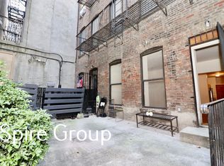 814 10th Ave #1R, New York, NY 10019