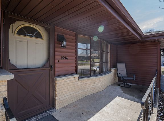 3rd image of 2594 Sierra Dr