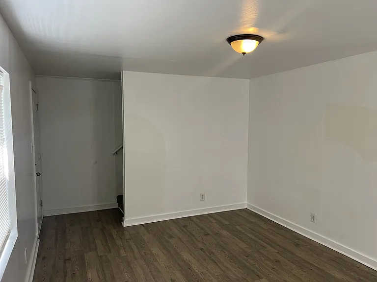 1156 Triple Hill Dr #F — Photo 5
