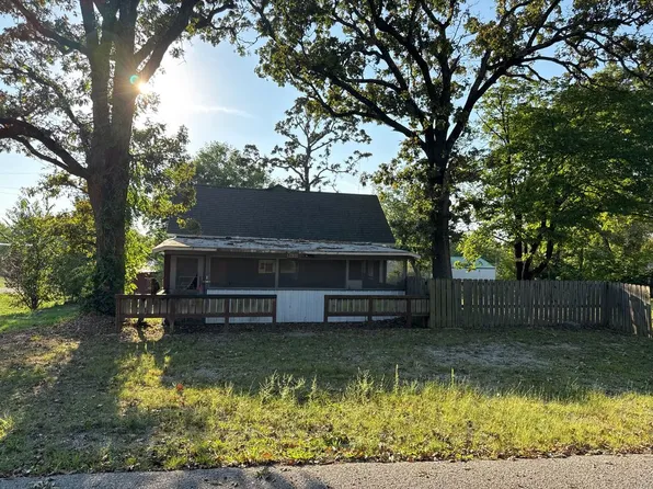 8630 SE 72nd St, Baxter Springs, KS 66713