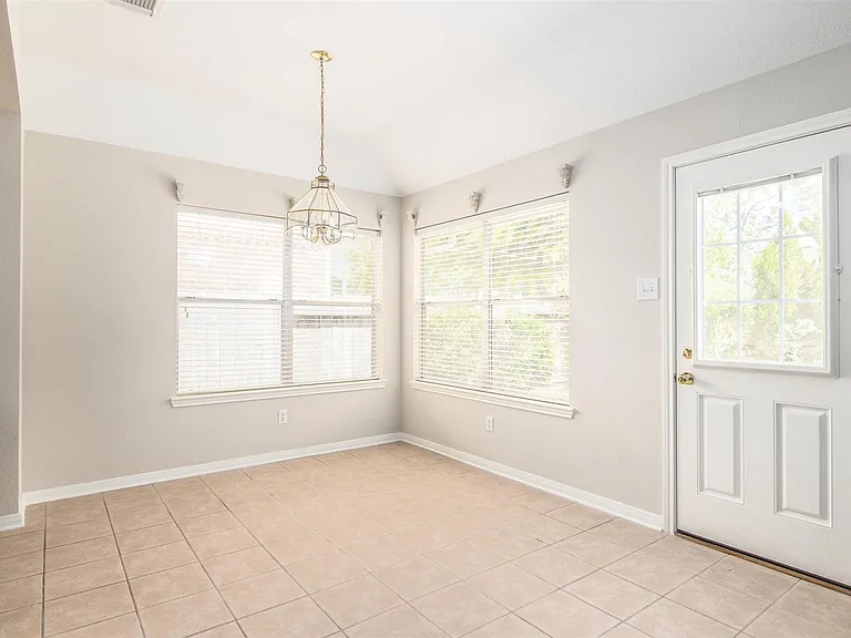 5231 Summerside Dr — Photo 14