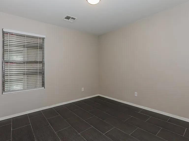 1718 E Daniella Dr — Photo 14