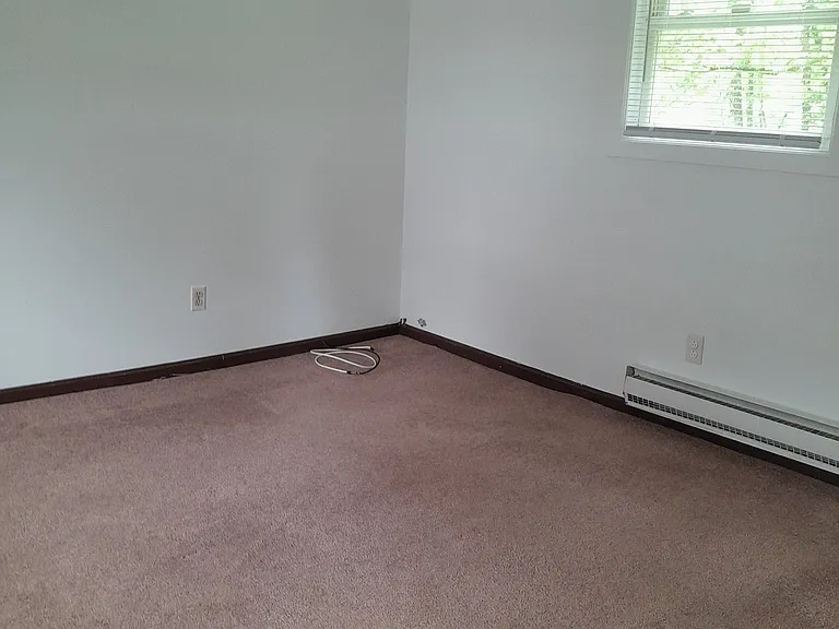 58 Ridge Rd — Photo 3