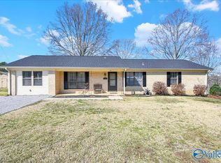 132 Henderson Rd, Somerville, AL 35670