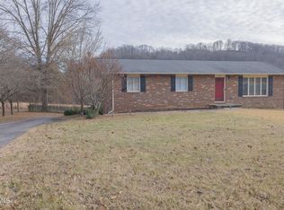 4821 Curtis Ct, Kingsport, TN 37664