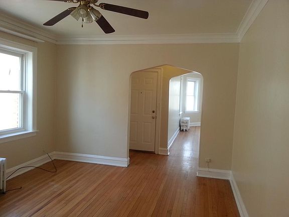 3rd image of 8638 S Euclid Ave APT 3