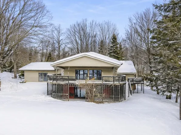 9690 Lake St, Ellsworth, MI 49729