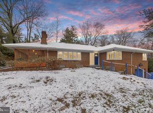 3442 Glen Carlyn Dr, Falls Church, VA 22041