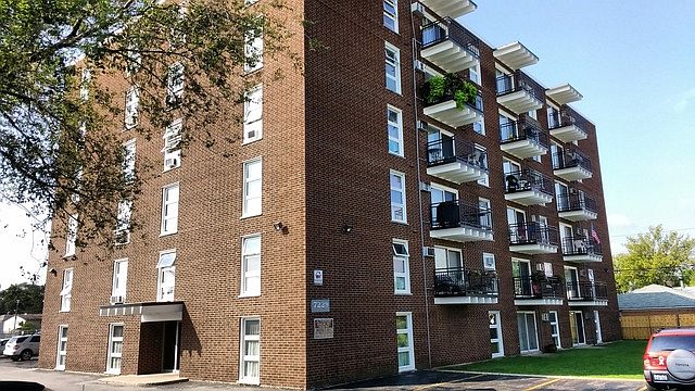 1st image of 7229 W Higgins Ave Unit 305