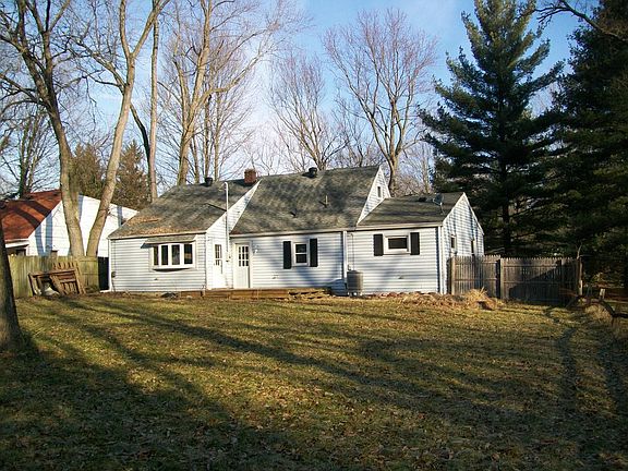 2nd image of 48 Dorchester Dr