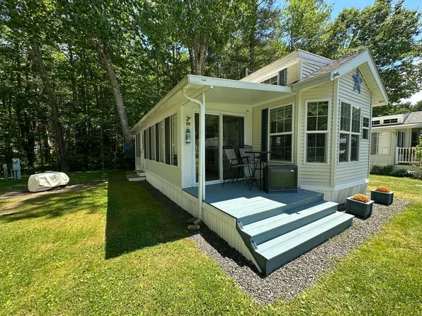 23 College Drive #11B, Wells, ME 04090