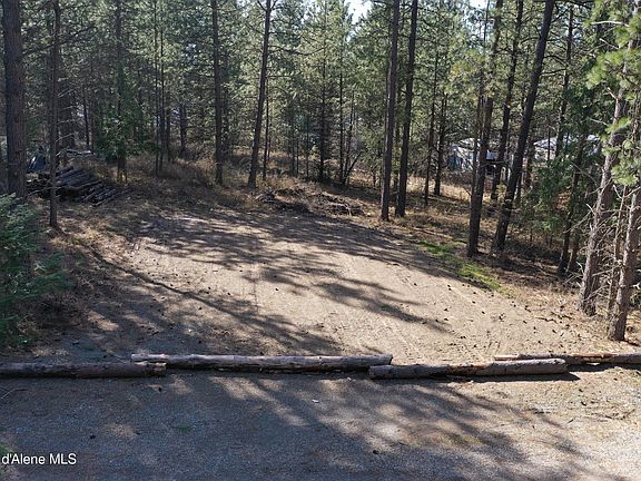 2nd image of 1733 S Last Chance Rd