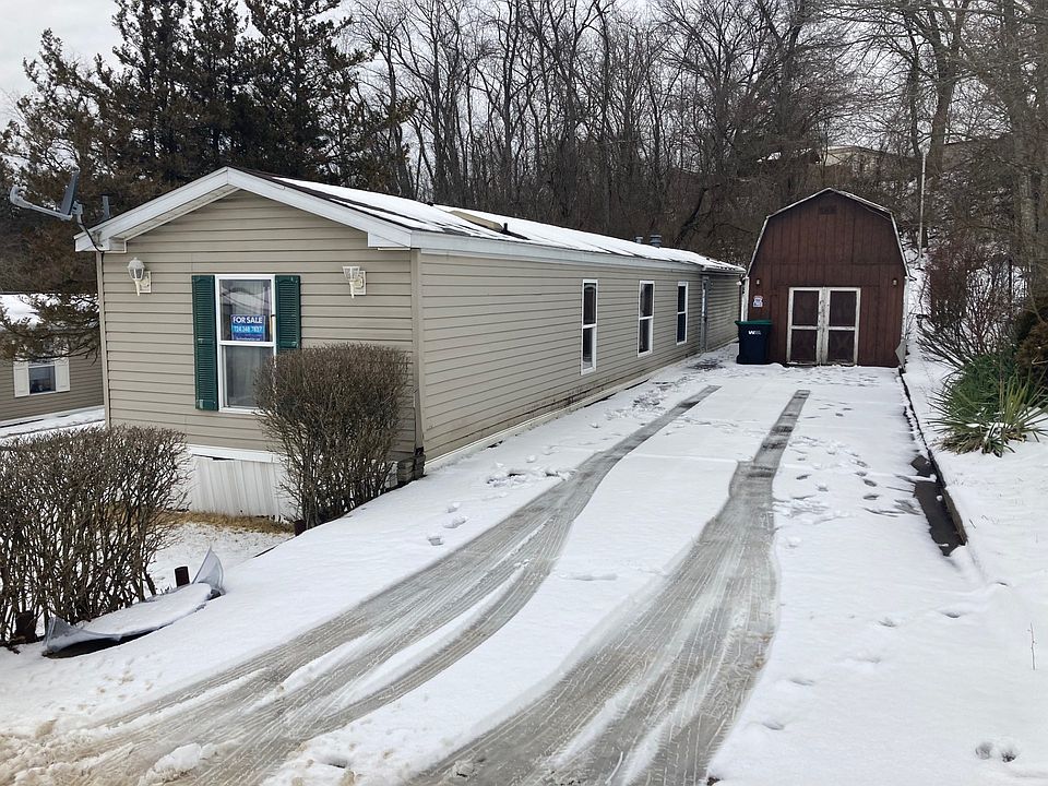 2nd image of 12 Hilltop Dr