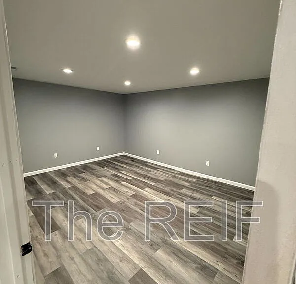 4477 Soya Ave — Photo 21