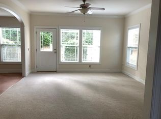714 Ennis Creek Ln, Cary, NC 27513