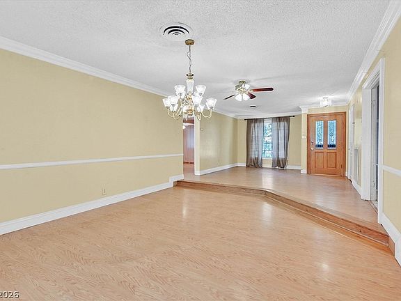 3rd image of 3618 Fieldcrest Rd