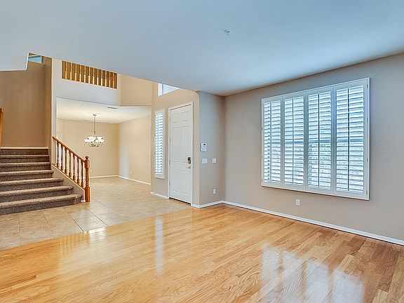 4th image of 17688 N 54th Ln