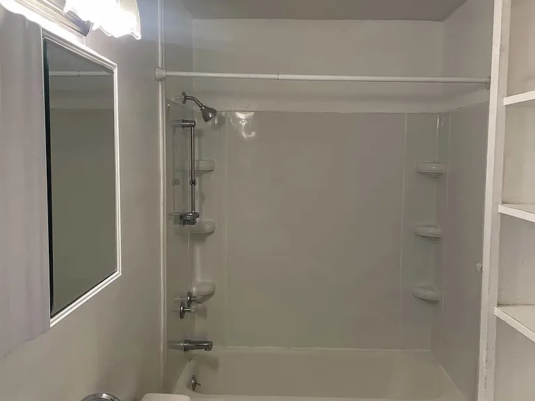 24 Bradley St — Photo 15