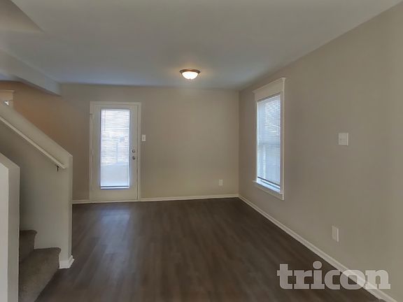 4th image of 10864 Grace Dr