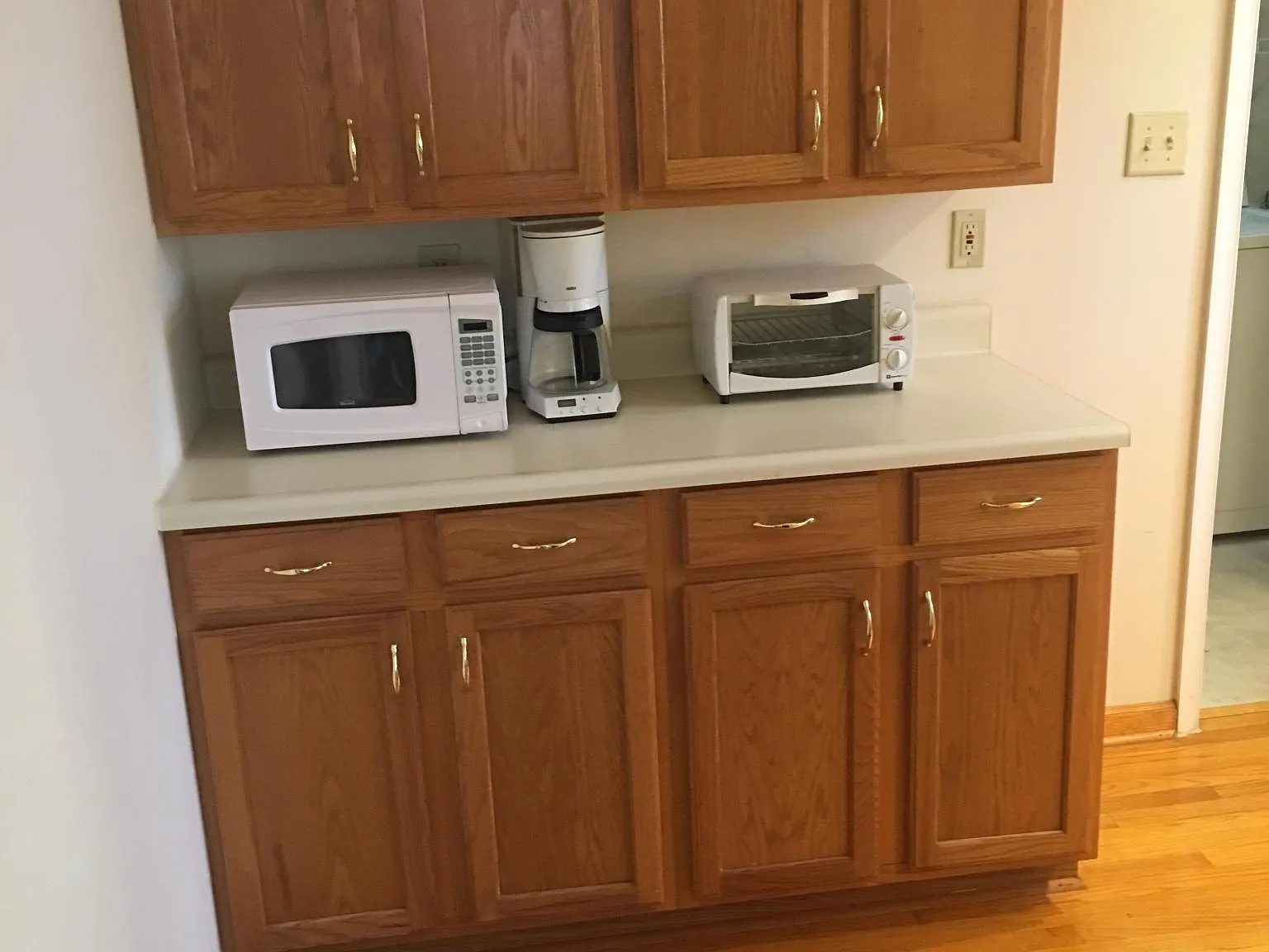 9401 Atlantic Ave — Photo 2