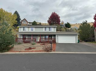 5707 Upland Dr, Klamath Falls, OR 97603