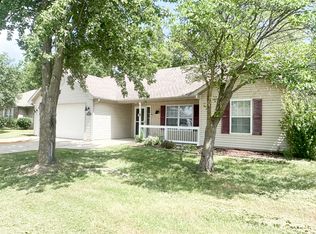 4702 Fenimore Dr, Columbia, MO 65202