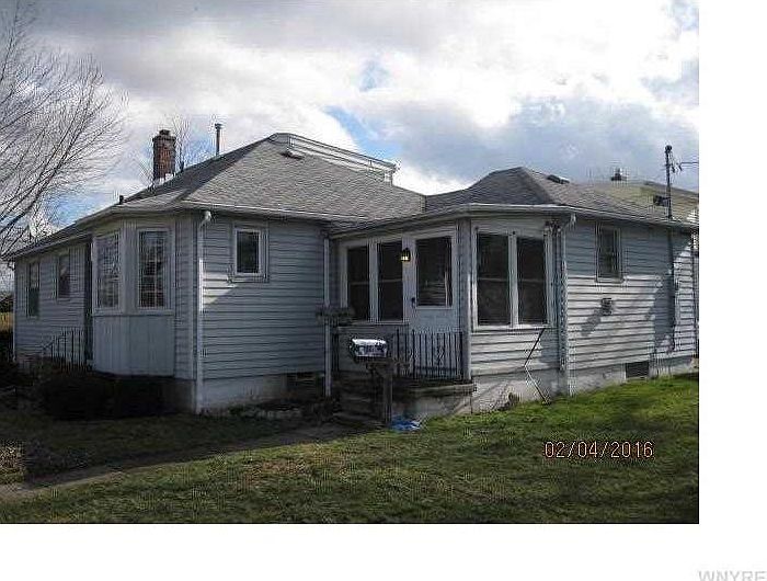 1st image of 146 Parkhurst Blvd