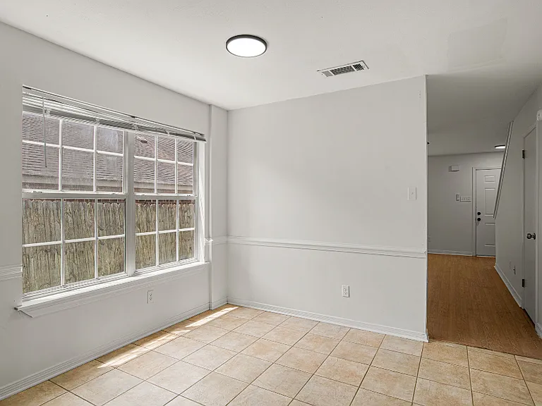 981 Dickenson Ave #981 — Photo 11