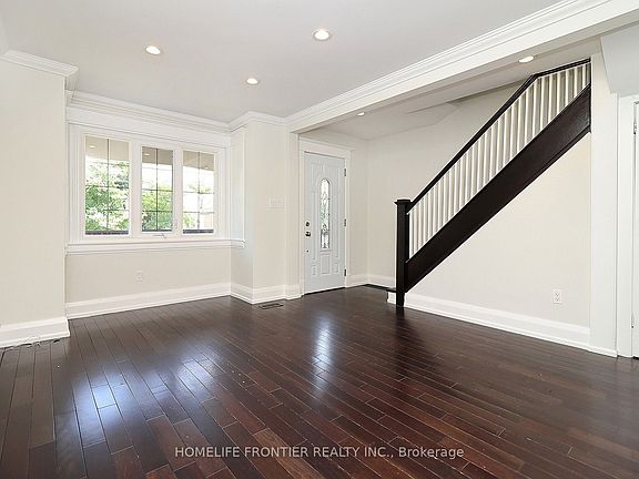 5th image of 14 26th St