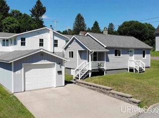 1001 Prospect St, Hancock, MI 49930