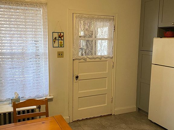3rd image of 3743 N Lavergne Ave #2