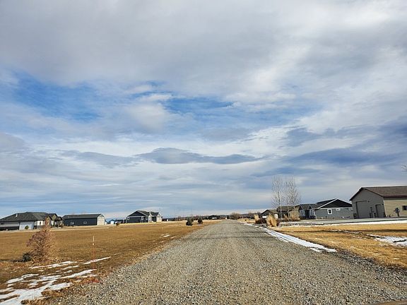 5th image of 52 Wildflower Cir