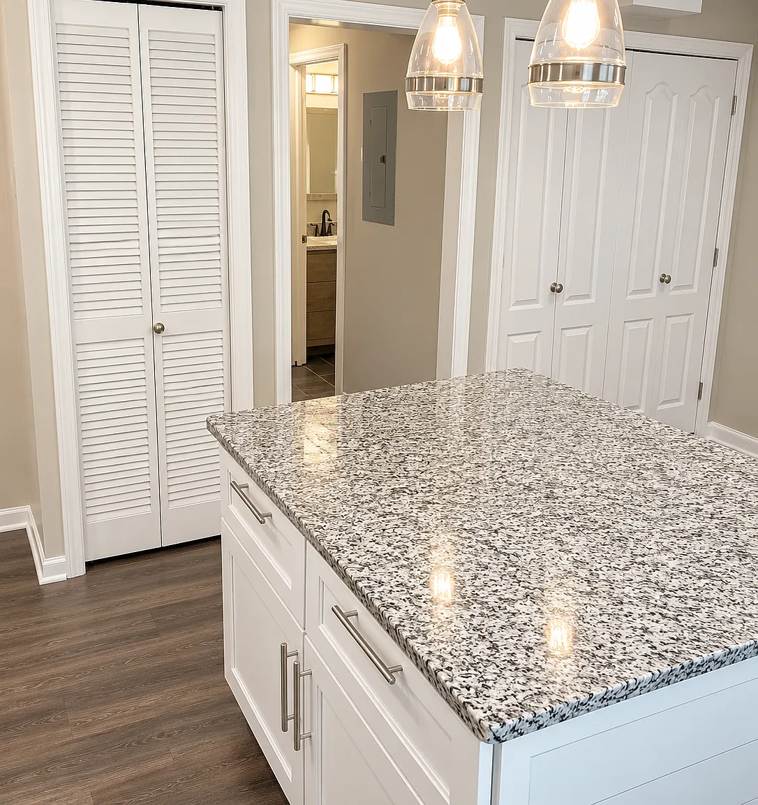 2 bed, 1.5 bath, 1070 sqft, $1,360 — Photo 3